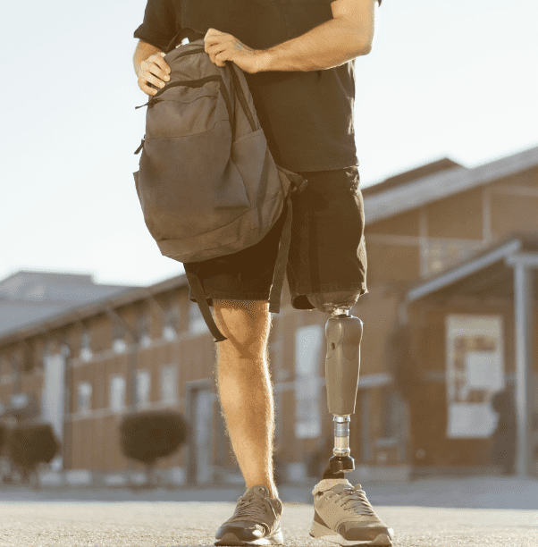 Maßgefertigte Beinprothese – aus der Sanimotion-Werkstatt in Berlin-Kreuzberg